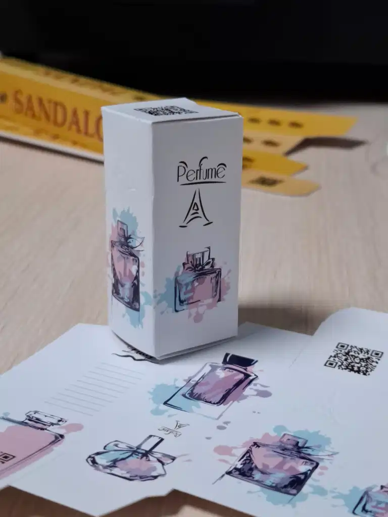 Коробки с логотипом. Креативная полиграфия